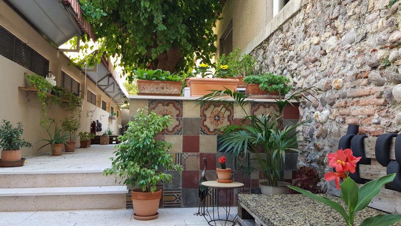 Santa Marta Rooms&Studios Verona Exterior photo